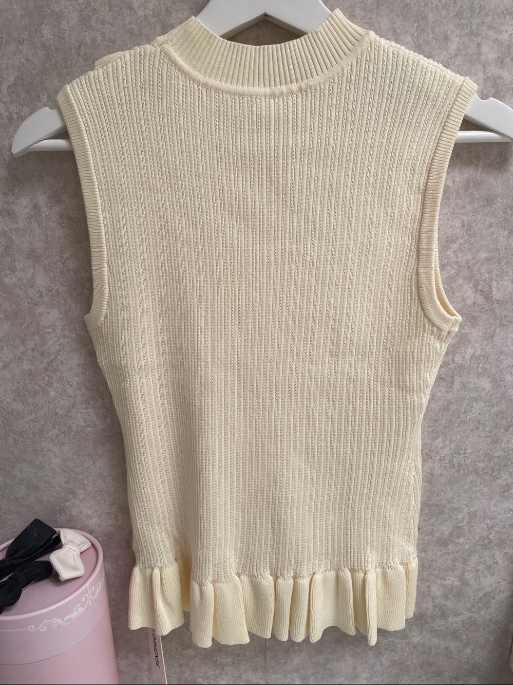 Sleeveless Cream Ruffled Knit Top - Picture 2 of 4
